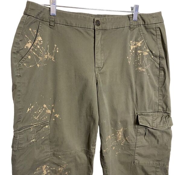 LANE BRYANT Army Green Chino Cargo Pants Gold Paint Splatter - Picture 9 of 10